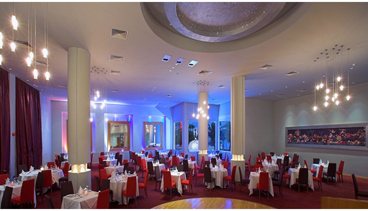 The Golden Bay Beach Hotel, Кипр